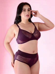 body figure lingerie set