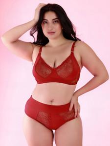 body figure lingerie set