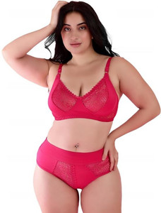 body figure lingerie set