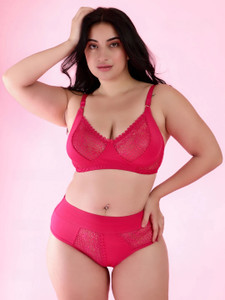 body figure lingerie set