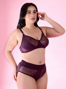 body figure lingerie set