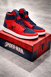 BROOMI High Top Sneakers Spider Design