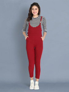 buynewtrend women maroon dungaree