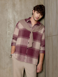 CAHOOT Men Relaxed Fit Checkered Spread Collar