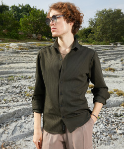 CAHOOT Men Solid Casual Green Shirt