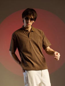 CAHOOT Solid Men Polo Neck Brown T-Shirt
