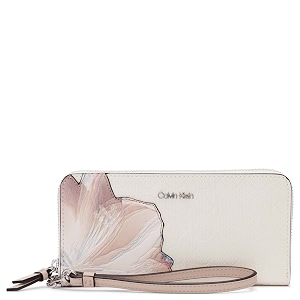 Calvin Klein Key Item Saffiano Continental Zip