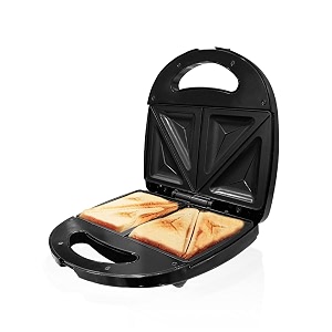 candes crunch sandwich toaster 4 slices non-stick fixed with sandwich plated plates - 750 w 1 year warranty black amp silver