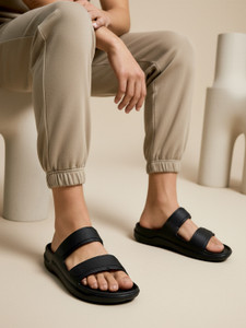 CARLTON LONDON Men Flip Flops