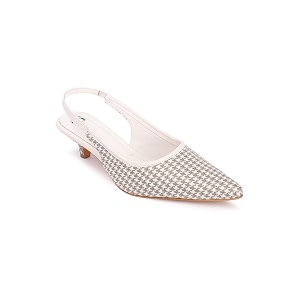 Carlton London Women Comfortable Kitten Heel Pointed
