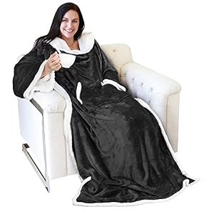 catalonia sherpa wearable blanket with sleeves and kangaroo pocket
