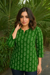 CHAHATFAB Casual Printed Women Green Top
