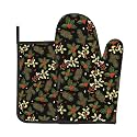 Christmas Holly Oven Mitt and Pot Holder Set Heat Resistant Kitchen Decor