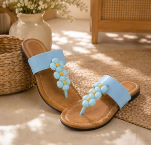 CK COLLECTION Women Flats