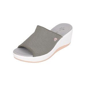 Clarks Olive Coloured Womens Wedges Size 7-26141499