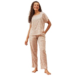 Clovia Womens Floral Print T-Shirt Pyjama