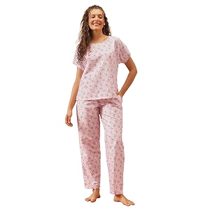 Clovia Womens Floral Print T-Shirt Pyjama