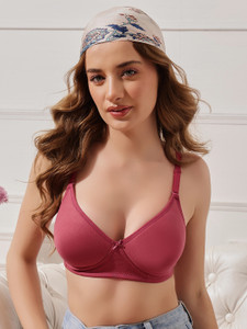 Clovia Women Everyday Lightly Padded Bra