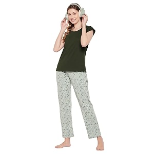 Clovia Women Womens Cotton Solid Sleep Regular
