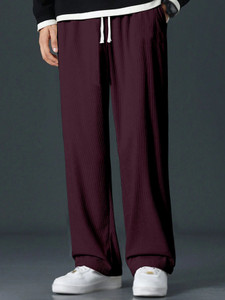 combraided regular fit men maroon trousers