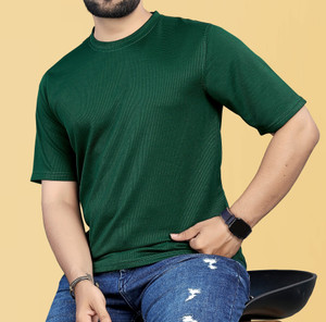 combraided solid men round neck dark green t-shirt