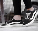 COOPERWINGS Sleek black sneakers for men 