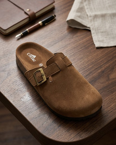 corsac Unisex Clogs