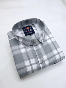 COTnZIP Men Checkered Casual Grey Shirt