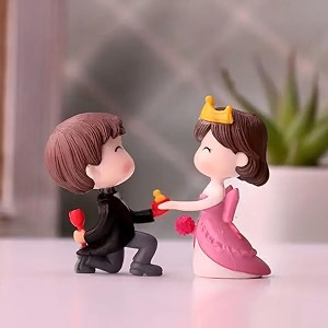 craftvatika valentine gift for girlfriend boyfriend proposal day love couple miniature for valentines day gift for husband wife multi resin 5 centimeter