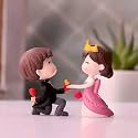 CraftVatika Valentine Gift for Girlfriend Boyfriend Proposal Day Love Couple Miniature for Valentines Day Gift for Husband Wife (Multi, Resin, 5 Centimeter)