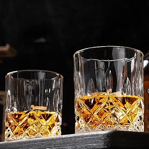 premium big whisky glasses set of 2 pcs 300 ml aesthetic crystal glasses modern ideal transparent bar glass for drinking bourbon whisky scotch cocktails wine water - old fashioned cocktail tumblers perfect for entertaining and enhancing your drinking experience crystal glass set of 2