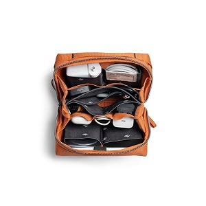 dailyobjects polyester monkey shoulder x do vault tech organizer - medium casual orange