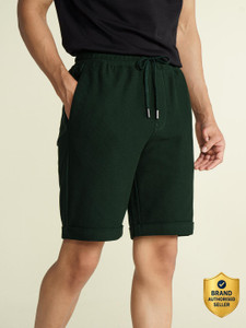 damensch solid men green casual shorts