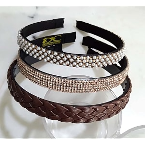 fancy elegant beautiful plastic hair accessories for women and girls set of 3