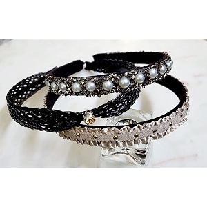 fancy elegant beautiful plastic hair accessories for women and girls set of 3