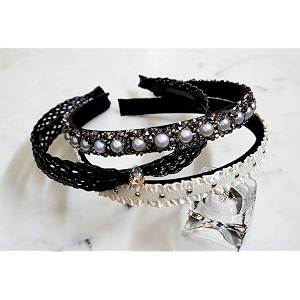 fancy elegant beautiful plastic hair accessories for women and girls set of 3