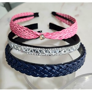 fancy elegant beautiful plastic hair accessories for women and girls set of 3