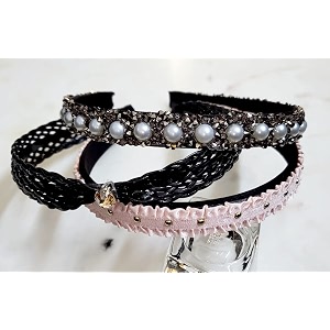 fancy elegant beautiful plastic hair accessories for women and girls set of 3