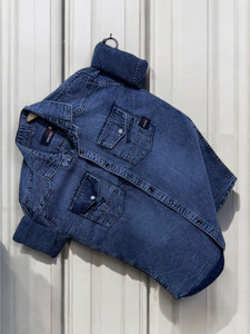 Deniyes Men Solid Casual Blue Shirt