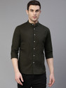 Dennis Lingo Men Solid Casual Green Shirt