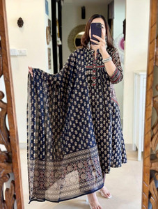 Devanshi Fashion Women Kurti Pant Dupatta Set