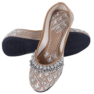 DFR Women Payal Embroidered Mojari Jutti Ladies