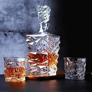 whisky decanter bottle set with glasses pieces glass tumblers for alchohol liquor scotch 1-850ml diamond decanter with 2-glass - 300 ml