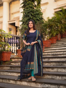 Divastri Women Kurta Dupatta Set