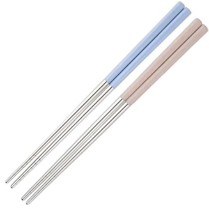 docat metal chopsticks lightweight stainless steel reusable chopsticks for sushi noodles 23 cm 2 pairs beige amp blue