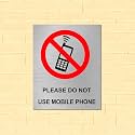 Dont Use Mobile Sign Board Warning Sign