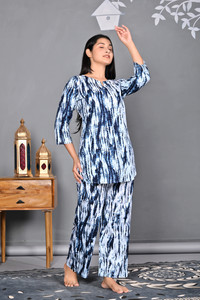 DreamBe Women Nighty Set