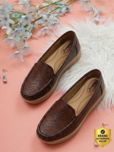 Dressberry Women Leather casual loafers with soft