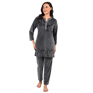 Duchess Womens Supersoft Velvet Printed Nightsuit for