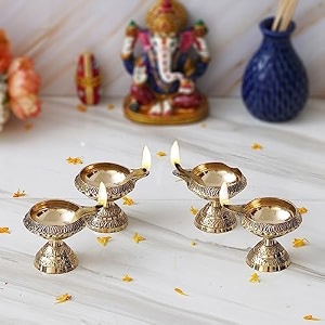 ecraftindia golden lotus flower shape decorative brass diya for diwali lotus flower shape diya pack of 4